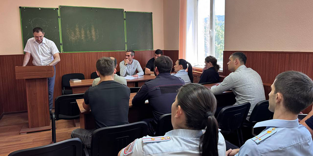 В Генеральной прокуратуре республики состоялась рабочая встреча с Министром внутренних дел республики