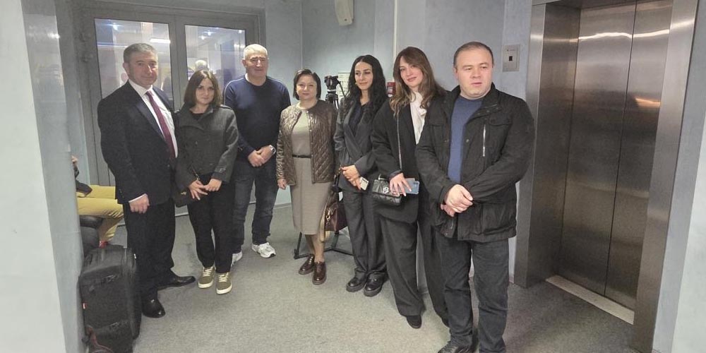 Сотрудники прокуратуры республики реализовали избирательное право на выборах Президента Республики Южная Осетия на избирательном участке в Москве