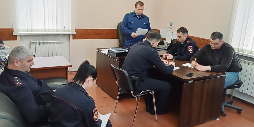 В прокуратуре Дзауского района проведена лекция для сотрудников уголовного розыска милиции Дзауского района