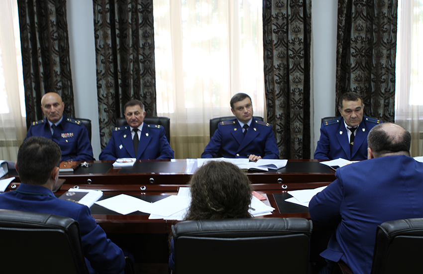 В Генеральной прокуратуре Республики Южная Осетия состоялось заседание коллегии, посвященное итогам работы органов прокуратуры республики в первом полугодии 2019 года и определению задач по укреплению законности, правопорядка во втором полугодии 2019 года